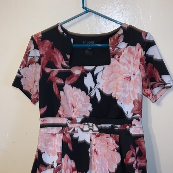 Enfocus Studios Floral Dress - Picture 3 of 4